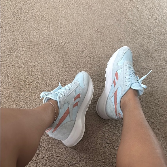 Reebok Women's Light Blue & Pink Classic Sneakers - Picture 5 of 10
